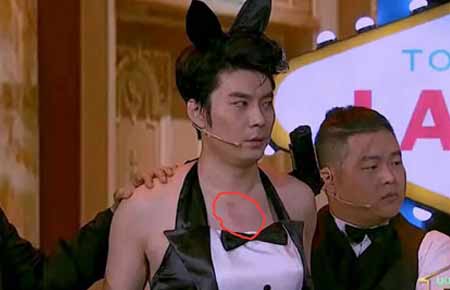 听说拍张照片就能拿8000元?:泛亚电竞(图1) 泛亚电竞平台