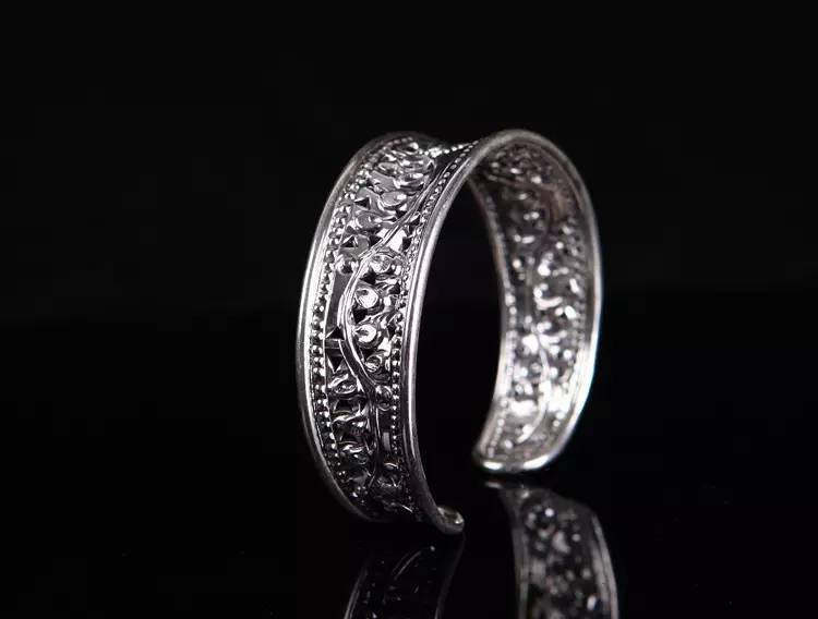 泛亚电竞|中甲前瞻:青岛亚泰或夺冲超赛点,4队拼保级,仅此役无欲无求(图2) 泛亚电竞平台