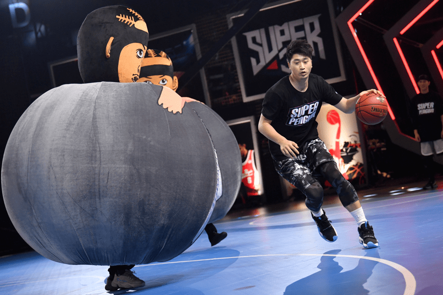 ‘泛亚电竞平台’
创新与突破 这是2020新浪体育「自主IP赛事」的破圈之路(图4) ‘泛亚电竞平台’
创新与突破 这是2020新浪体育「自主IP赛事」的破圈之路(图4)