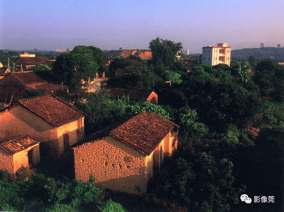 【泛亚电竞官网】
寻人!2001年到场过这个开镜仪式的影友荟萃啦(图26) 【泛亚电竞官网】
寻人!2001年到场过这个开镜仪式的影友荟萃啦(图26)