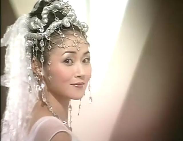 “泛亚电竞平台”千元诚品镜在掌握OPPOA31移动4G版官方图赏(图2) 泛亚电竞