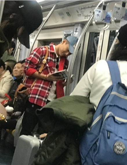 【泛亚电竞官网】苹果是如何走出iPhone销量危机的?(图2) 泛亚电竞平台