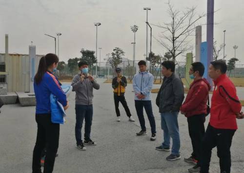 
期待！肇庆申办中国足球职业联赛 接受足协考察团磨练‘泛亚电竞平台’(图7)