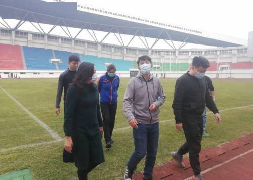 
期待！肇庆申办中国足球职业联赛 接受足协考察团磨练‘泛亚电竞平台’(图8)