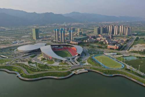 
期待！肇庆申办中国足球职业联赛 接受足协考察团磨练‘泛亚电竞平台’(图10)