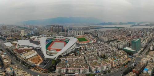 
期待！肇庆申办中国足球职业联赛 接受足协考察团磨练‘泛亚电竞平台’(图14)