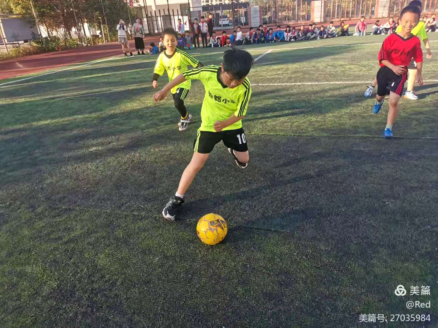 
南丰县桔都小学校园足球联赛圆满落幕：泛亚电竞(图12)