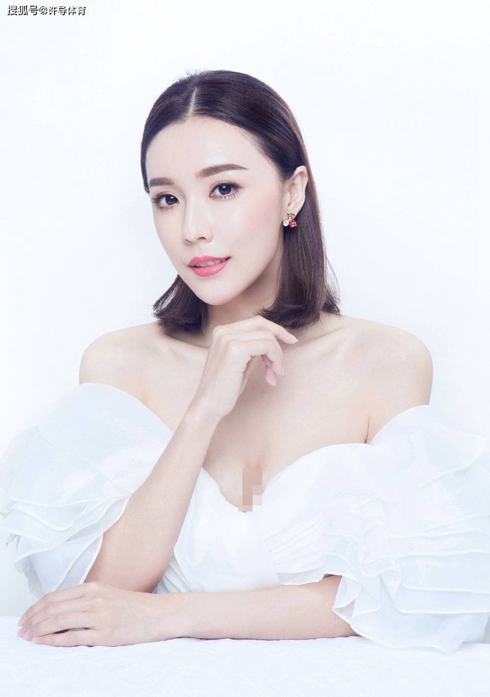 “泛亚电竞平台”
娱乐圈来自1995年的女星 她们个个都是尤物胚子 谁是你的菜(图9) “泛亚电竞平台”
娱乐圈来自1995年的女星 她们个个都是尤物胚子 谁是你的菜(图9)